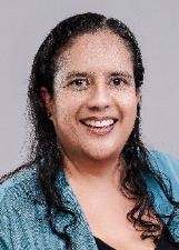 PROFESSORA FABÍOLA