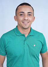 MAURICIO SANTANA