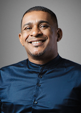 MOISÉS CADEIRANTE