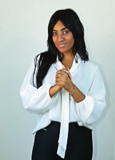 VICTORIA GUIOMAR