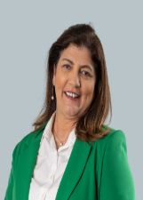 NINA GOMES