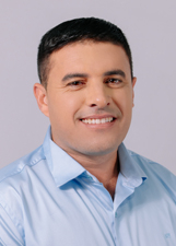 LEANDRO HOLANDA
