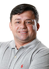 DUDU BARROS