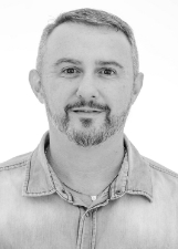 ANDRÉ LIMA