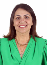 PRA. LISA VALADARES