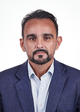 DR. ROBSON MEDEIROS