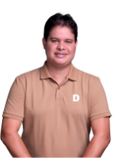 DERICK MENESES