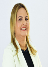 PROFESSORA ADRIANA