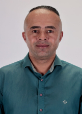 RICHARD LUZ