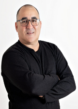 JONAS PROFESSOR