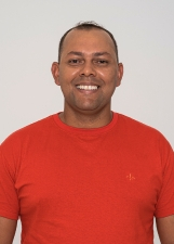 LEANDRO TUCANO