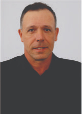 LEANDRO PISCINA (LÉO)