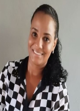 POLIANA FILHA DE DONA FATIMA