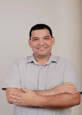 MAURÍCIO MOREIRA