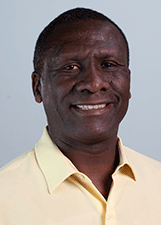 VALDIR COUTINHO