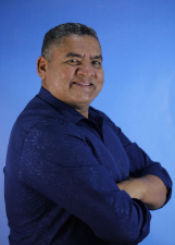 JOVEM CAÇULA
