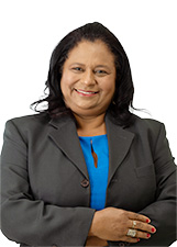 MARA MAGALHÃES