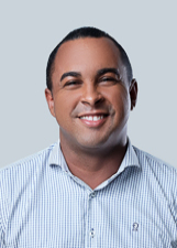 LÉO SUFOCO