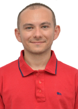 LÉO FARIAS