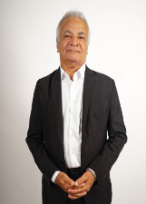 M. R ARAUJO