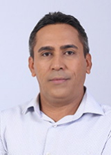 DR HUGO LEAL