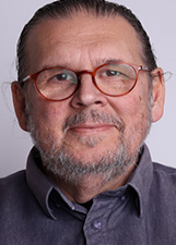 DR. CLAUDIO