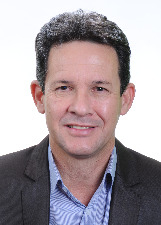 TONINHO MACHADO CABELEIREIRO