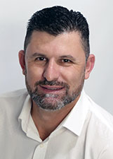 GIL GOMES