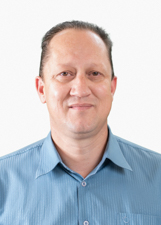 DR. REGINALDO CRUZ