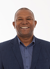MÁRIO ZEFERINO