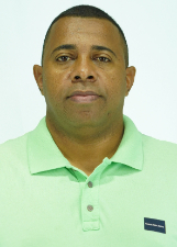MOISÉS NEGUINHO