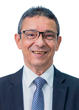 DR. FRANCISCO CHAVES