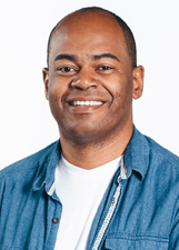 TOM TEIXEIRA
