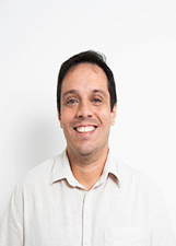 PROFESSOR DIEGO