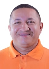 PETRÔNIO JOSÉ