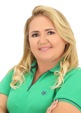 LEYLLA CARLA