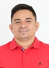 MAX MORAIS