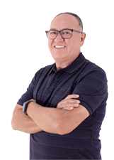 MAURIÇÃO CARA DE ÉGUA