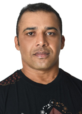 ANDRE BRITO PODADOR DE ARVORE