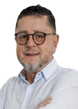 ANDRÉ SELISTRE