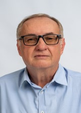 CARLOS CASTRO