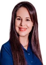JANAÍNA PIETRO