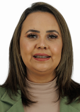 LUANA OLIVEIRA