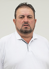 TONI FREITAS