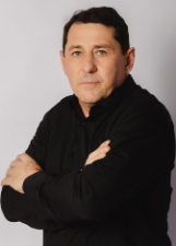 PROFESSOR FABIO PELISER