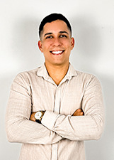 VINICIUS DE CLAUDIA PROFESSORA
