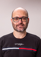 ERIC DE CASTRO