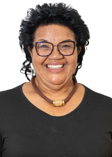 LAURA BATISTA