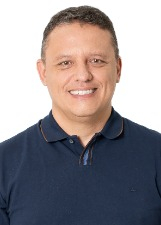 EDUARDO VIEIRA
