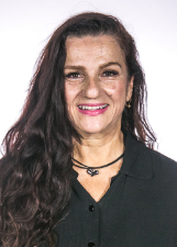PROFESSORA CLEUZA TOLOI